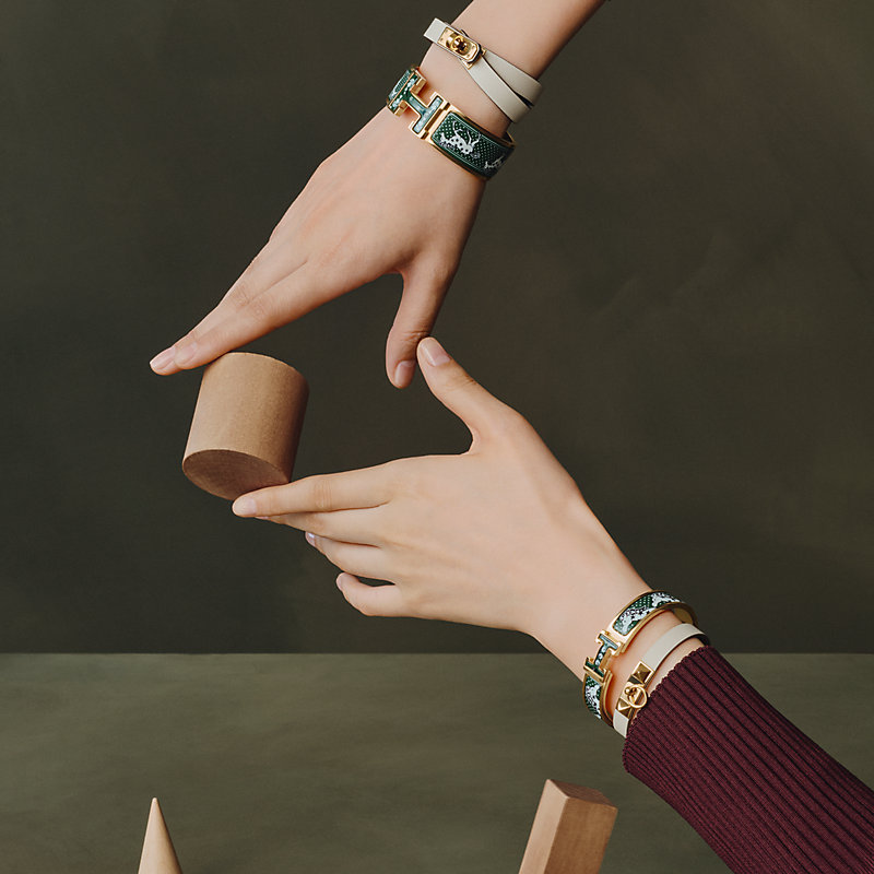 Clic Clac H Cheval de Coeur Bandana bracelet | Hermès USA